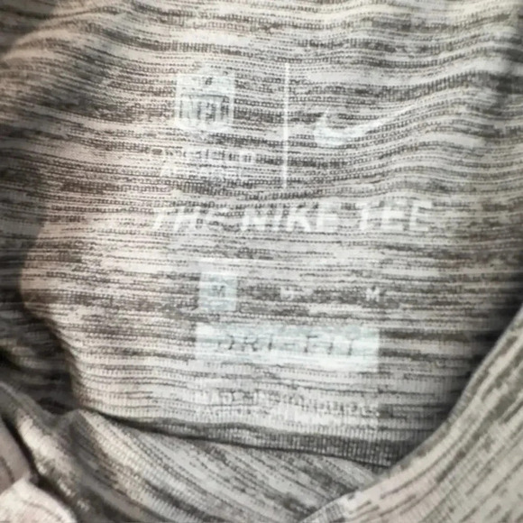 NEW Nike Dri-Fit NFL Raiders Sideline 2020 Velocity Performance Tee Gray Mens M - Picture 10 of 10